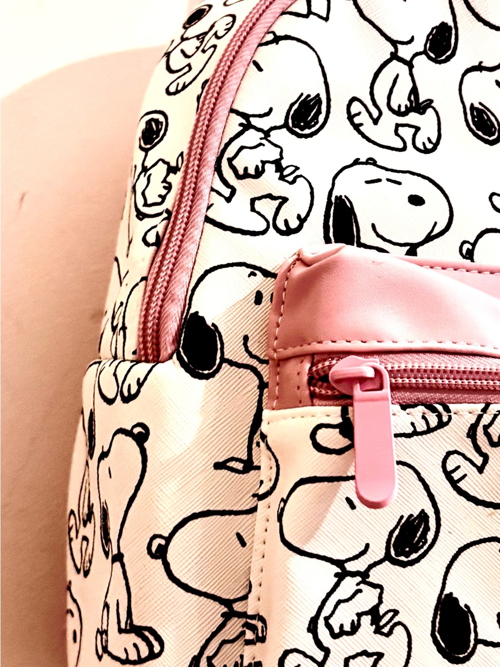Hard to find Pink and white Snoopy All Over Small Backpack Brand New - Picture 4 of 10
